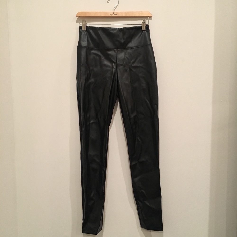 VS Sport leather/workout legging